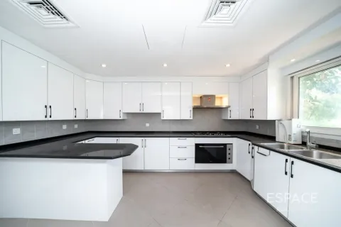 Villa à Meadows 1, Meadows, Dubai, 6 chambres, 457 m², № 122936 - photo 8