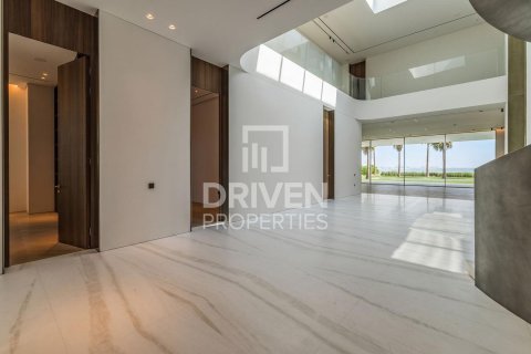 Villa in The Crescent, Palm Jumeirah, Dubai 6 bedrooms, 1760.05 sq.m. № 140113 - photo 4