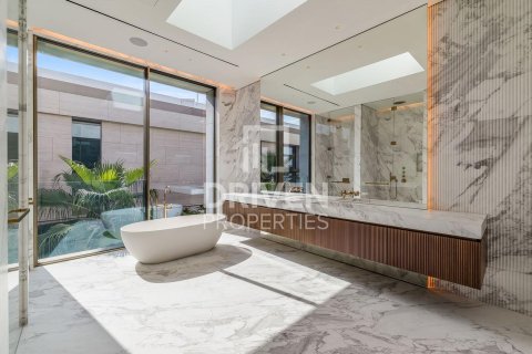 Villa in The Crescent, Palm Jumeirah, Dubai 6 bedrooms, 1760.05 sq.m. № 140113 - photo 23