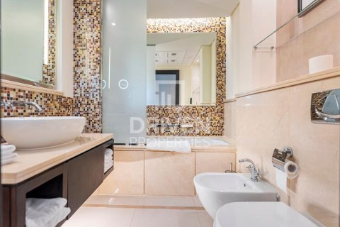 Apartamento en Downtown Dubai (Downtown Burj Dubai), Dubai, 1 dormitorio, 89 m², № 140118 - foto 8