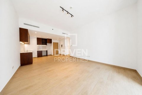 Снять в аренду квартиру в La Mer, Джумейра, Дубай: 1 спальня, 75.72м², № 128793 - фото 3