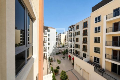 Снять в аренду квартиру в La Mer, Джумейра, Дубай: 1 спальня, 75.72м², № 128793 - фото 2