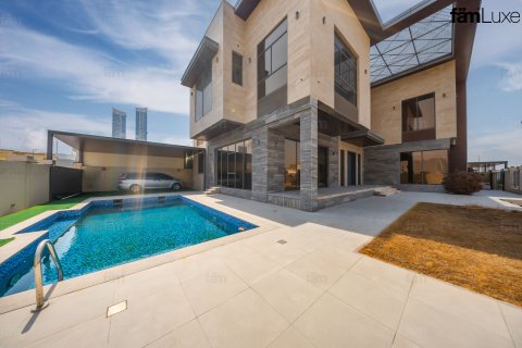 Villa in Al Barsha, Dubai 7 bedrooms, 878.4 sq.m. № 139136