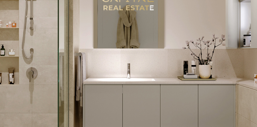 Apartment in Dubai studio, 663 sq.m. № 37425
