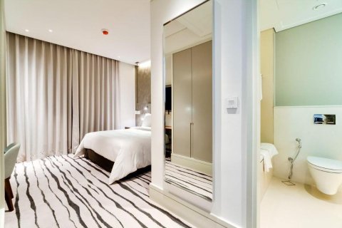 Apartment in The Address Residence Fountain Views, Downtown Dubai (Downtown Burj Dubai), Dubai 2 bedrooms, 1452.37 sq.m. № 773 - photo 7