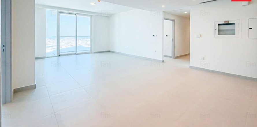 Apartment in Dubai Harbour, Dubai 3 bedrooms, 148.7 sq.m. № 113571