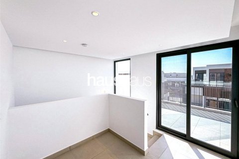 Villa in Aura, Tilal Al Ghaf, Dubai 4 bedrooms, 317 sq.m. № 43793 - photo 10