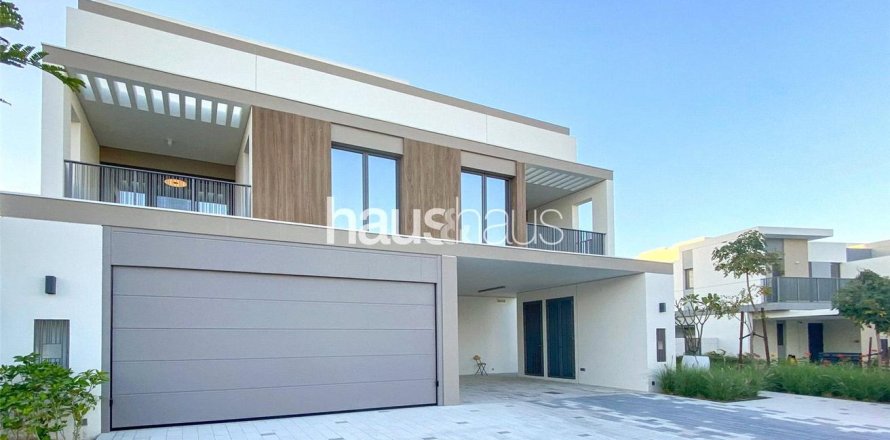 Villa in Aura, Tilal Al Ghaf, Dubai 4 bedrooms, 317 sq.m. № 43793