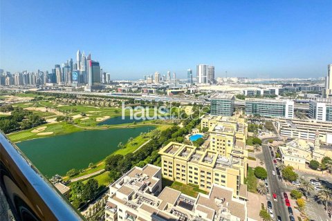 Apartment in The Views, Dubai 2 bedrooms, 118 sq.m. № 43797 - photo 3