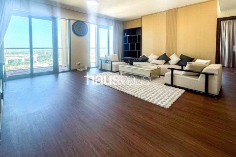 Apartment in The Views, Dubai 2 bedrooms, 118 sq.m. № 43797 - photo 2