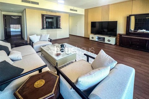 Apartment in The Views, Dubai 2 bedrooms, 118 sq.m. № 43797 - photo 8