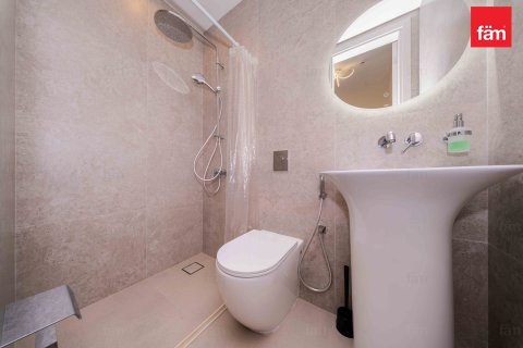 Apartment in Al Furjan, Dubai 2 bedrooms, 144.7 sq.m. № 115816 - photo 12