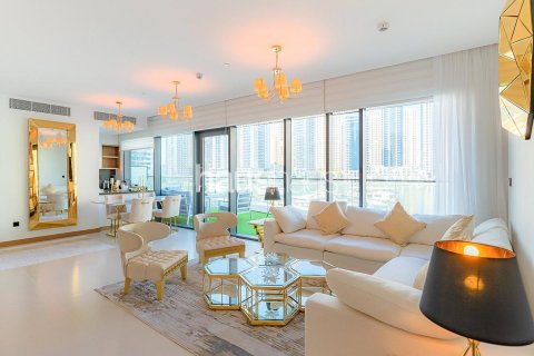 Apartment in Dubai Marina, Dubai 2 bedrooms, 192 sq.m. № 43553 - photo 2