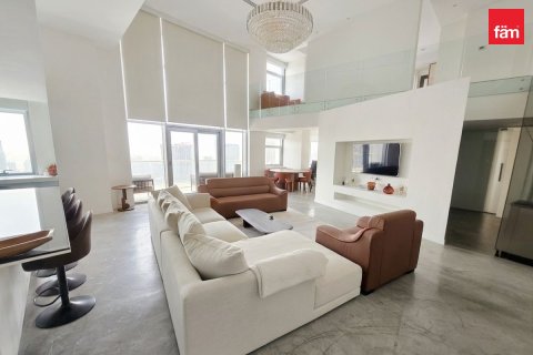 Penthouse in Business Bay, Dubai 1 bedroom, 188.9 sq.m. № 123452 - photo 2