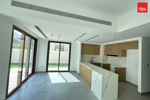 Townhouse in Dubai 4 bedrooms, 244.6 sq.m. № 123455 - photo 2