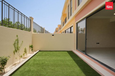 Townhouse in Dubai 4 bedrooms, 144 sq.m. № 123456 - photo 12