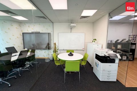 Bureau à Business Bay, Dubai, 86.8 m², № 124546 - photo 14