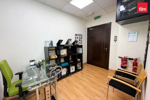 Bureau à Business Bay, Dubai, 86.8 m², № 124546 - photo 12