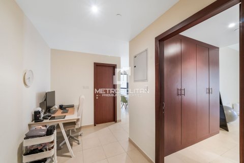 Apartment in Bahar, Jumeirah Beach Residence, Dubai 1 bedroom, 111 sq.m. № 72643 - photo 4