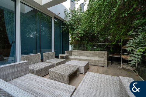 Купить квартиру в Аль-Барари, Дубай: 1 спальня, 242м², № 88899 - фото 14