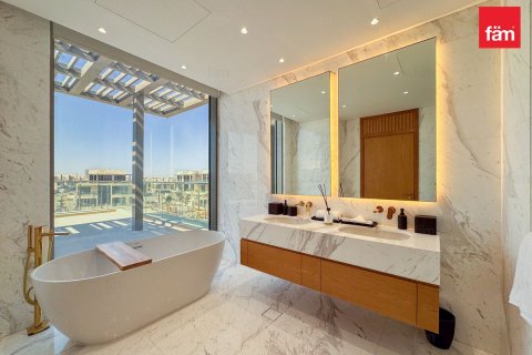 Villa in Dubai 6 bedrooms, 800 sq.m. № 109352 - photo 10