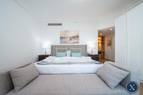 Apartment in Shoreline Apartments, Palm Jumeirah, Dubai 2 bedrooms, 147 sq.m. № 45353 - photo 14