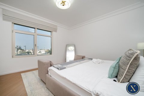 Apartment in Shoreline Apartments, Palm Jumeirah, Dubai 2 bedrooms, 147 sq.m. № 45353 - photo 13