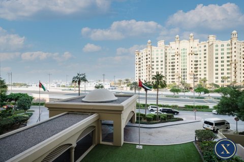 Apartment in Shoreline Apartments, Palm Jumeirah, Dubai 2 bedrooms, 147 sq.m. № 45353 - photo 26