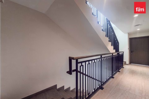 Villa à Dubai, 5 chambres, 219.7 m², № 115326 - photo 15
