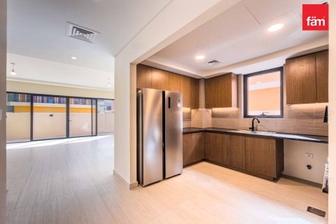 Villa à Dubai, 5 chambres, 219.7 m², № 115326 - photo 11