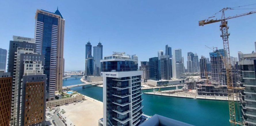 Apartment in Business Bay, Dubai 4 bedrooms, 201.4 sq.m. № 115325