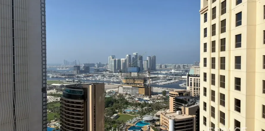 Apartment in Jumeirah Beach Residence, Dubai 2 bedrooms, 136 sq.m. № 122402