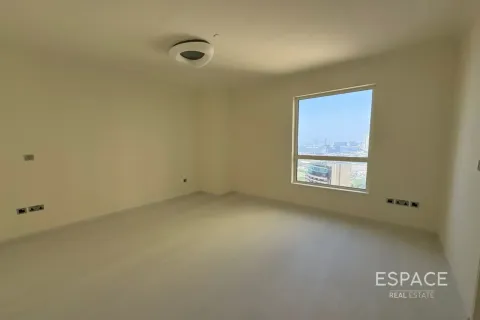 Apartment in Jumeirah Beach Residence, Dubai 2 bedrooms, 136 sq.m. № 122402 - photo 6