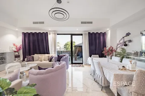 Townhouse in Al Furjan, Dubai 4 bedrooms, 269 sq.m. № 122401 - photo 2