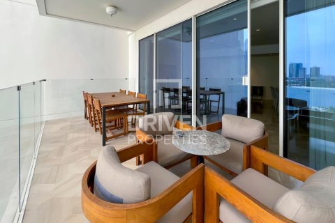 Снять в аренду квартиру в FIVE Palm Jumeirah, Пальма Джумейра, Дубай: 3 спальни, 257.71м², № 138827 - фото 24