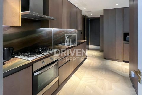 Снять в аренду квартиру в FIVE Palm Jumeirah, Пальма Джумейра, Дубай: 3 спальни, 257.71м², № 138827 - фото 9