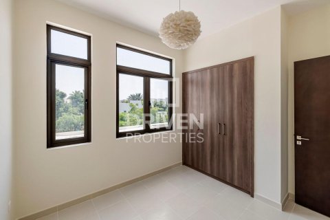Villa in Mira Oasis, Reem, Dubai 3 bedrooms, 220.27 sq.m. № 138832 - photo 5