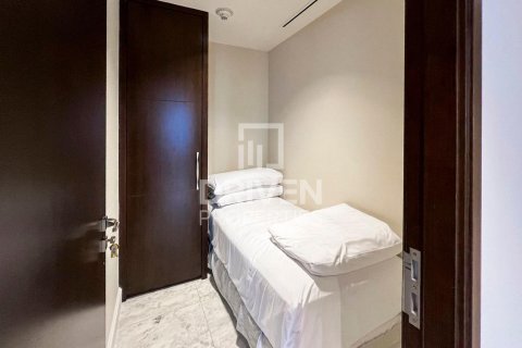 Apartment in The Address Residence Fountain Views, Downtown Dubai (Downtown Burj Dubai), Dubai 4 bedrooms, 253.63 sq.m. № 138831 - photo 10