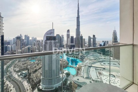 Apartment in The Address Residence Fountain Views, Downtown Dubai (Downtown Burj Dubai), Dubai 4 bedrooms, 253.63 sq.m. № 138831 - photo 3