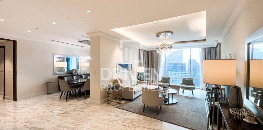 Apartment in The Address Residence Fountain Views, Downtown Dubai (Downtown Burj Dubai), Dubai 4 bedrooms, 253.63 sq.m. № 138831