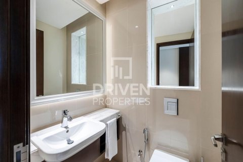 Снять в аренду квартиру в The Address Residence Fountain Views, Даунтаун Дубай (Даунтаун Бурдж Дубай), Дубай: 1 спальня, 79.25м², № 138828 - фото 9