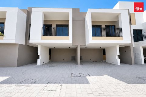 Villa in Dubai 3 bedrooms, 255.1 sq.m. № 139411