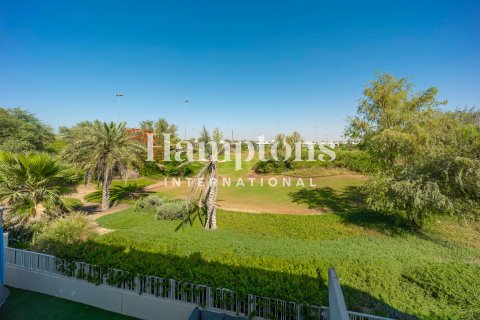 Снять в аренду виллу в Club Villas at Dubai Hills, Дубай Хилс Эстейт, Дубай: 4 спальни, 312.24698300м², № 118436 - фото 30