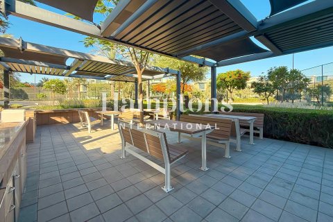 Снять в аренду виллу в Club Villas at Dubai Hills, Дубай Хилс Эстейт, Дубай: 4 спальни, 312.24698300м², № 118436 - фото 14