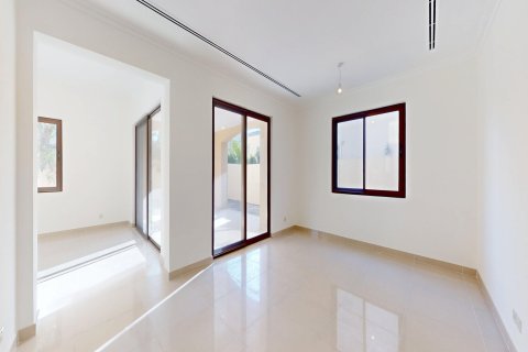 فيلا في دبي 5 غرف نوم , 446 م² رقم 120391 - صورة 13