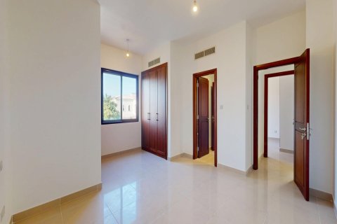 فيلا في دبي 5 غرف نوم , 446 م² رقم 120391 - صورة 20