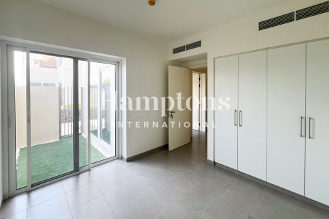 Apartment in Dubai South (Dubai World Central), Dubai 3 bedrooms, 213.68 sq.m. № 139572