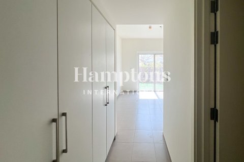 Apartamento en Dubai South (Dubai World Central), Dubai, 3 dormitorios, 213.67968709 m², № 139572 - foto 2
