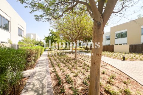 Apartamento en Dubai South (Dubai World Central), Dubai, 3 dormitorios, 213.67968709 m², № 139572 - foto 19