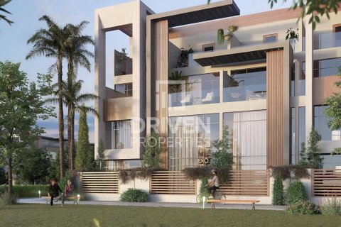 Villa en Dubai Investment Park, Dubai, 4 dormitorios, 79.53 m², № 140333 - foto 2